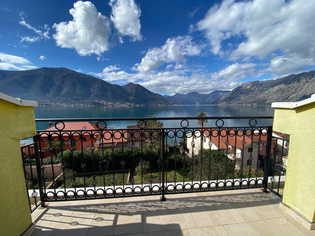 2Montenegro Mimoza Apartments Dobrota Exterior foto