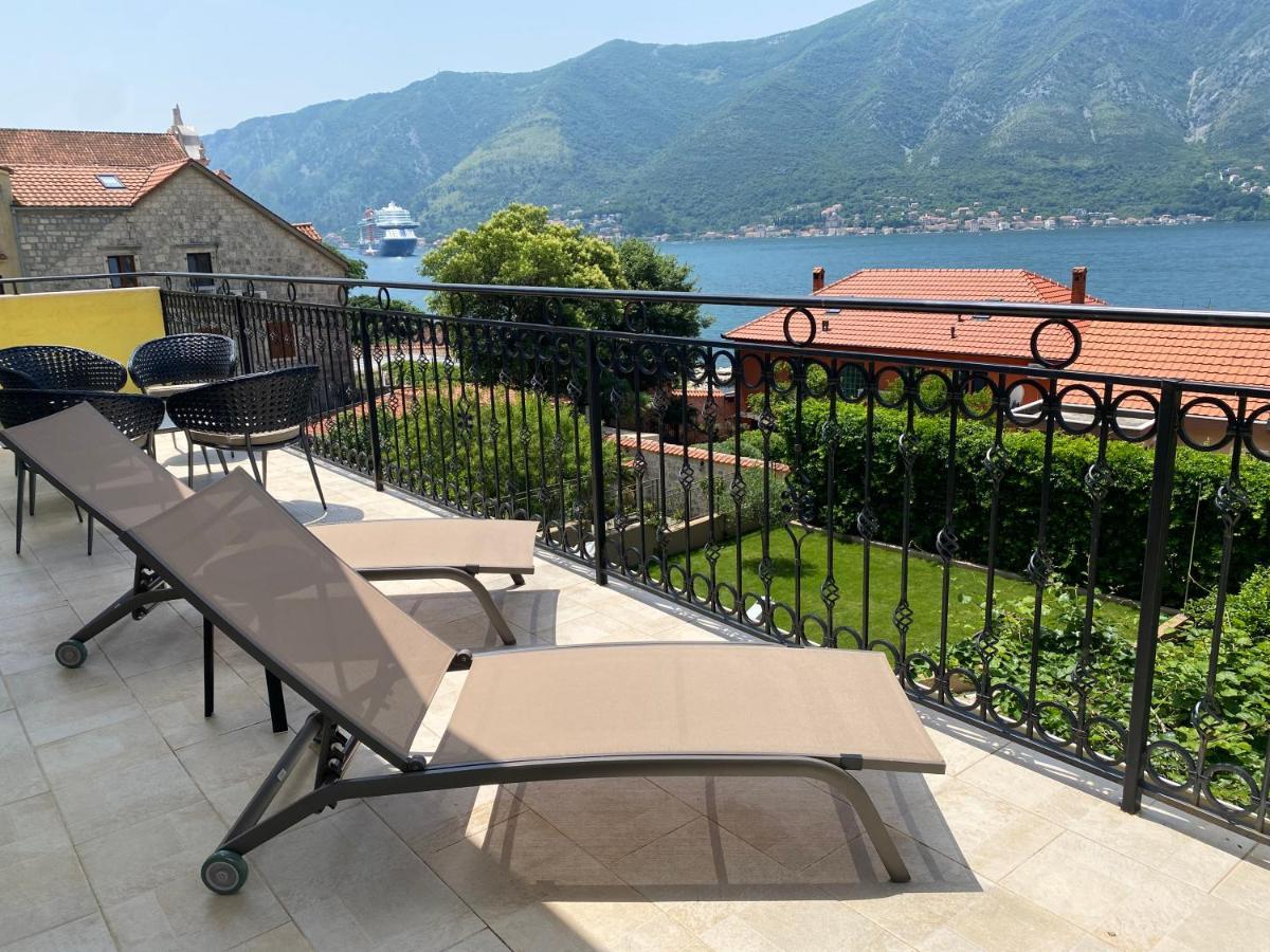 2Montenegro Mimoza Apartments Dobrota Exterior foto