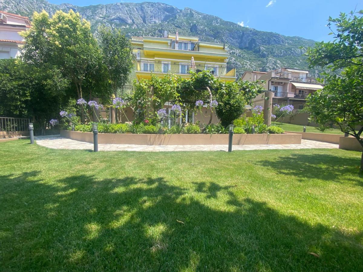 2Montenegro Mimoza Apartments Dobrota Exterior foto