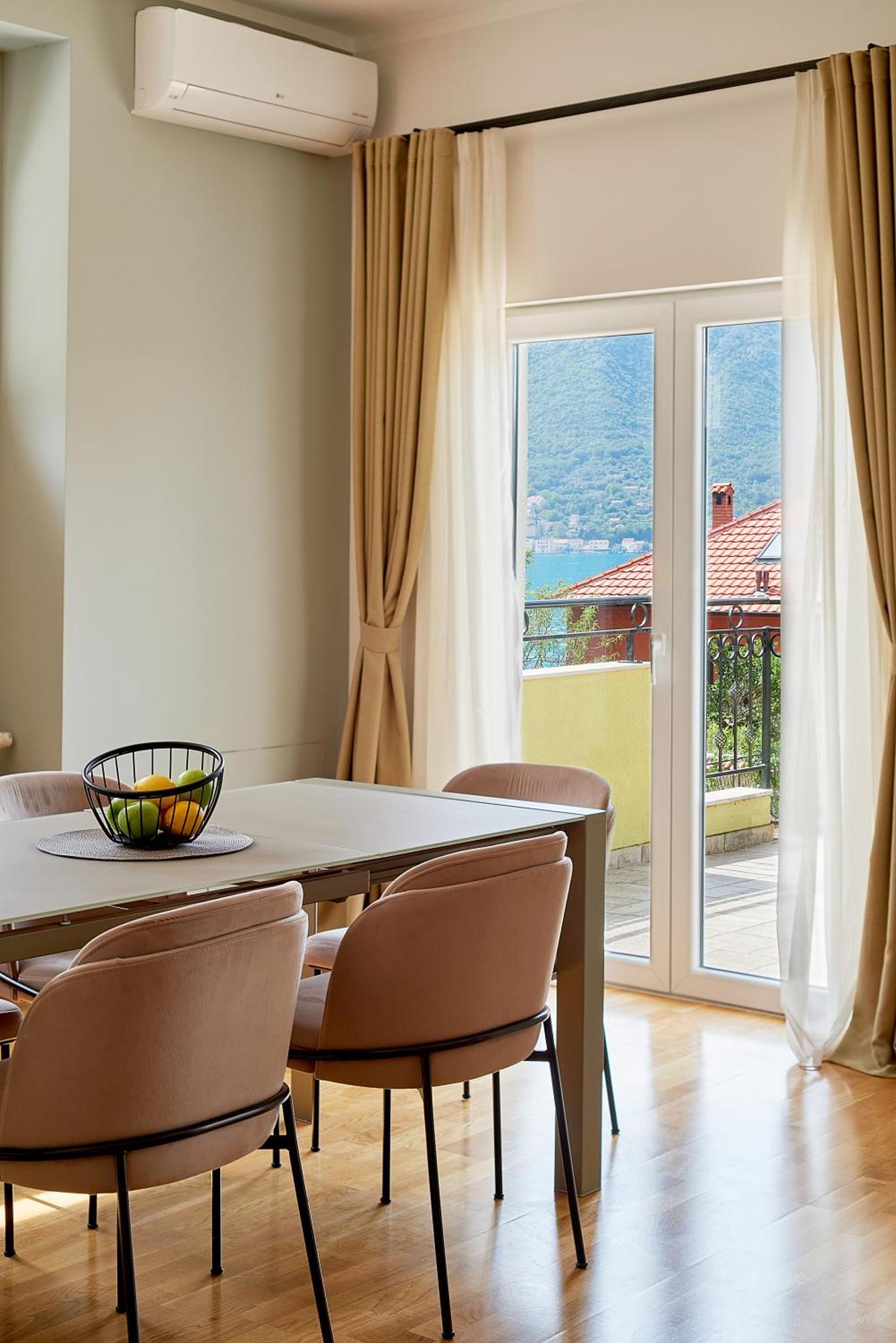 2Montenegro Mimoza Apartments Dobrota Exterior foto